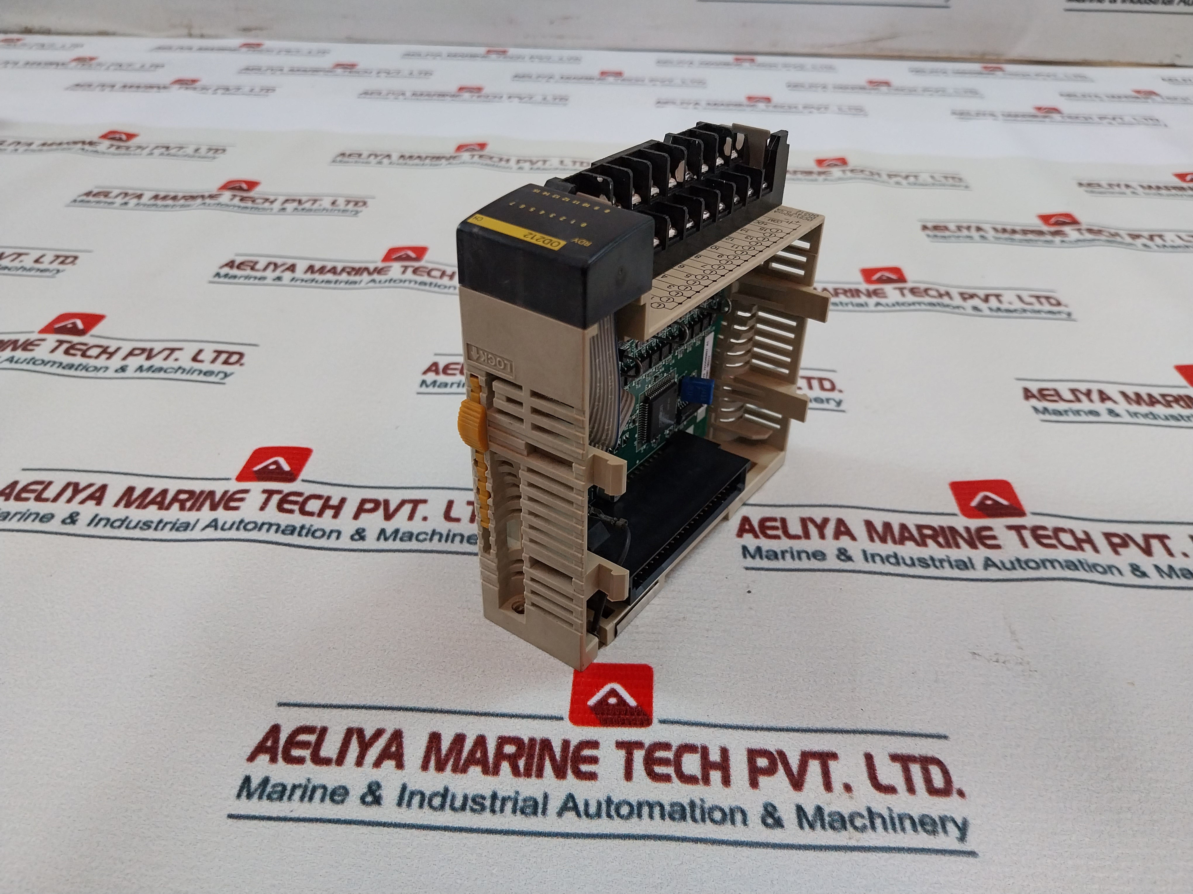 Omron Cqm1-od212 16Points Output Module Unit 5-24Vdc