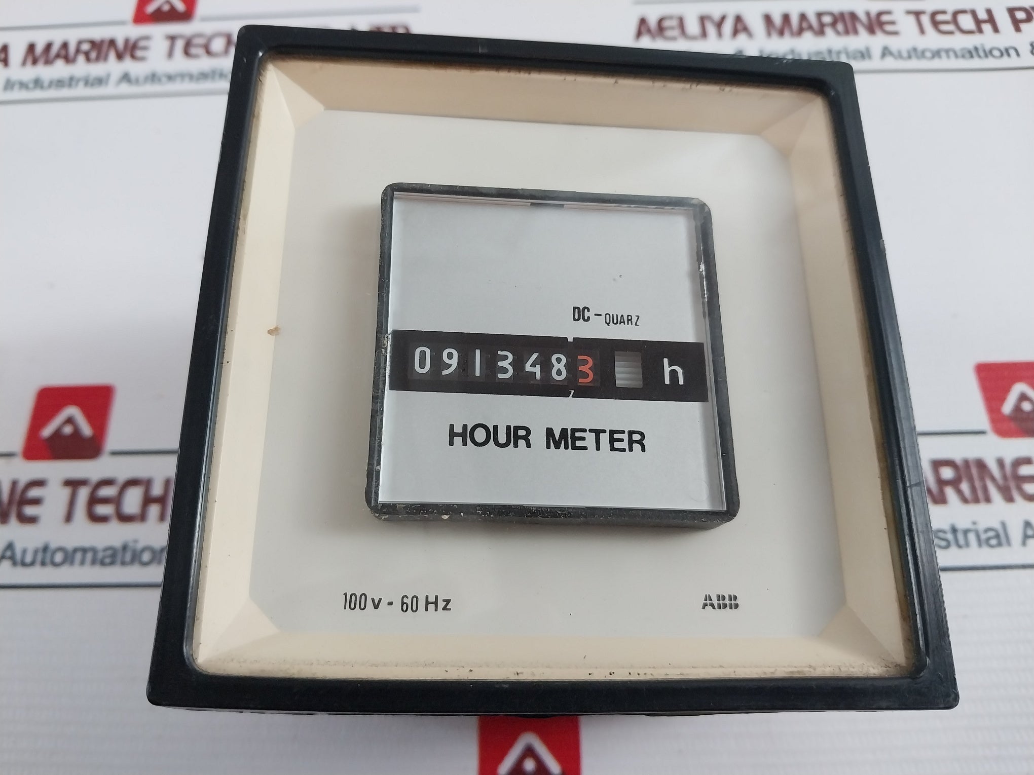 ABB DC-QUARZ 100v-60 Hz Hour Meter