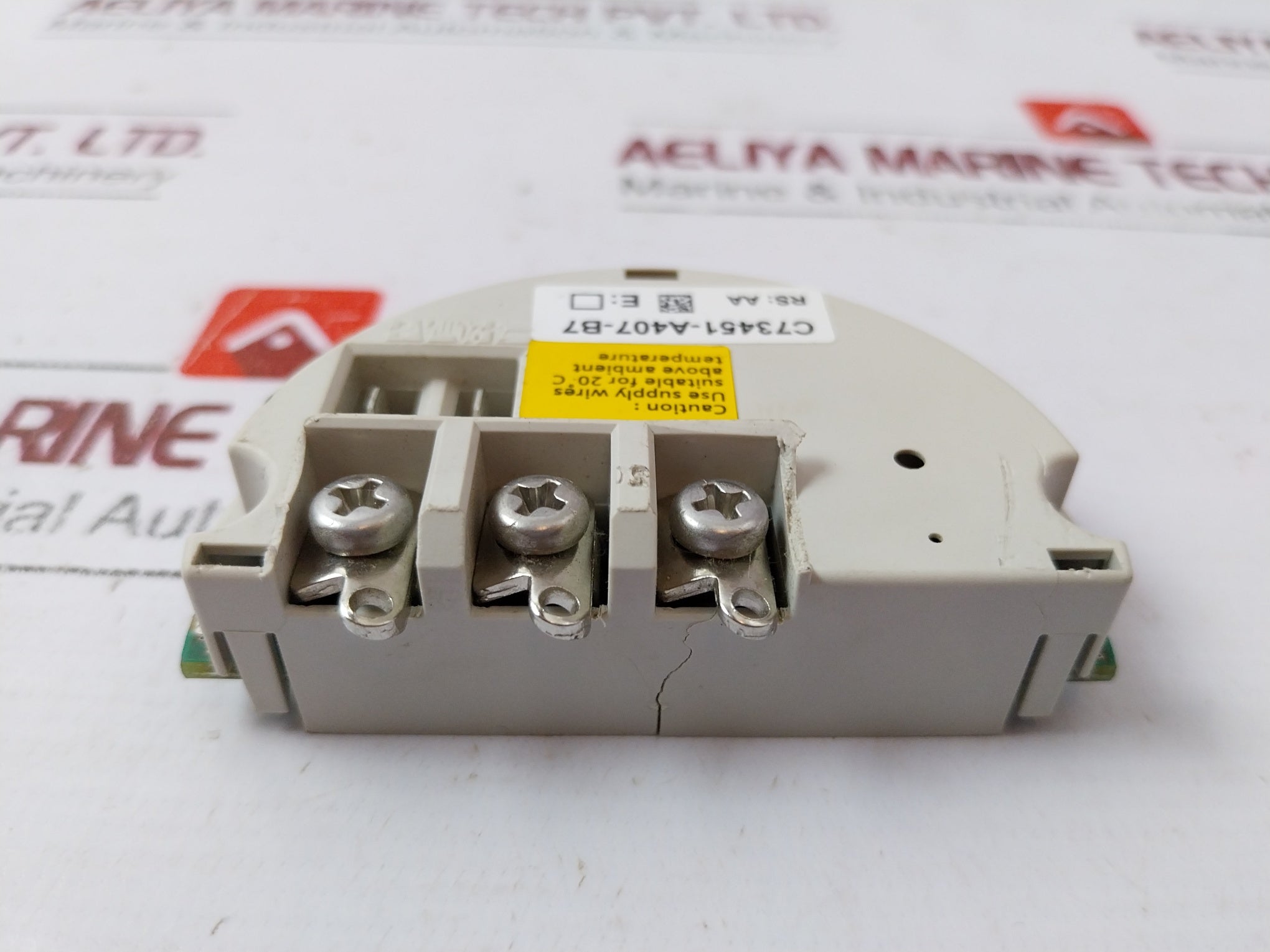 Siemens C73451-A407-B7 Wiring Module RS: AA (Minor Crack)