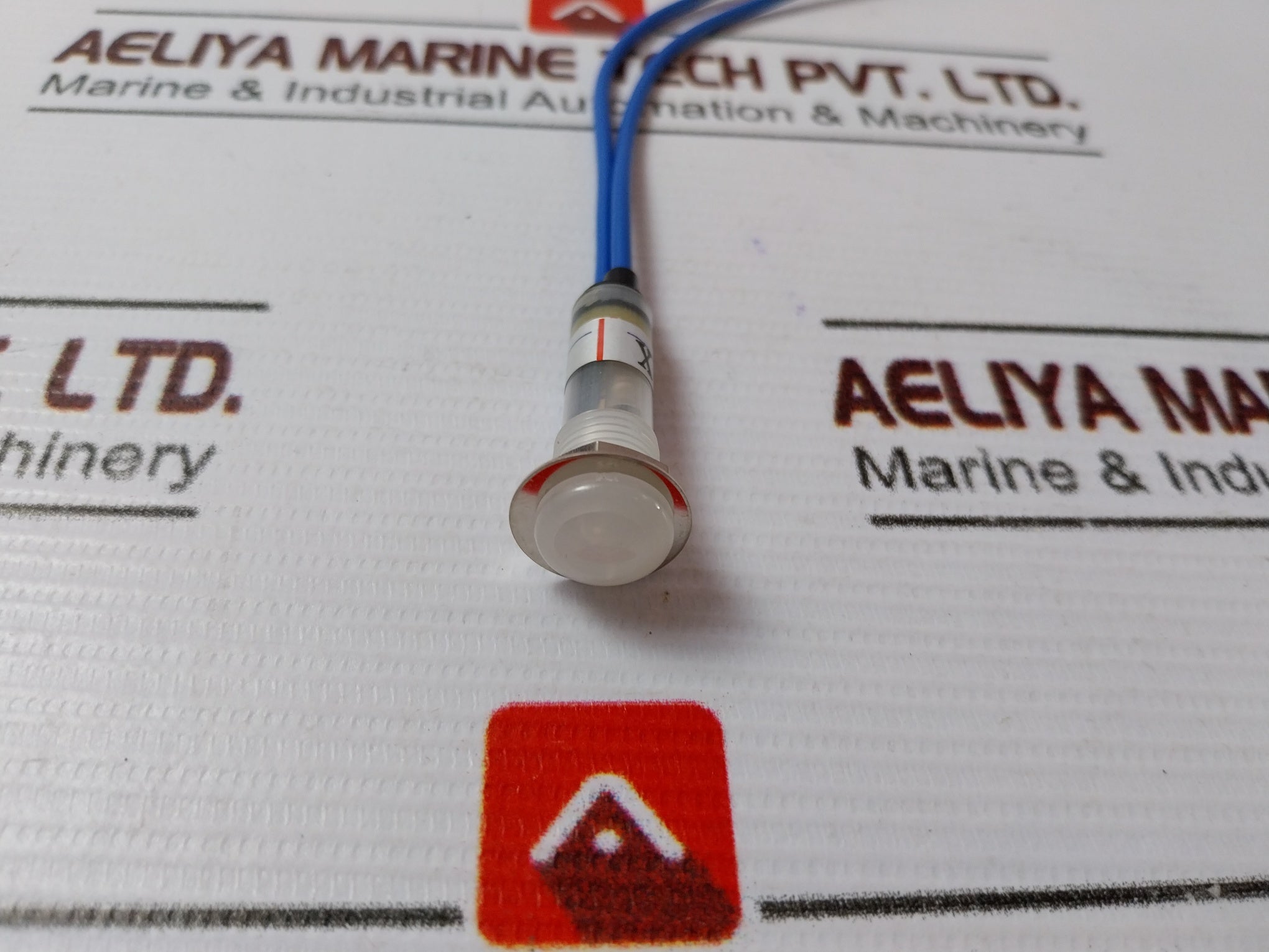 Lot Of 2X SAKAZUME LMS-10M/ LMS-10MX LED Indicator Light Lamp (White) AC125V