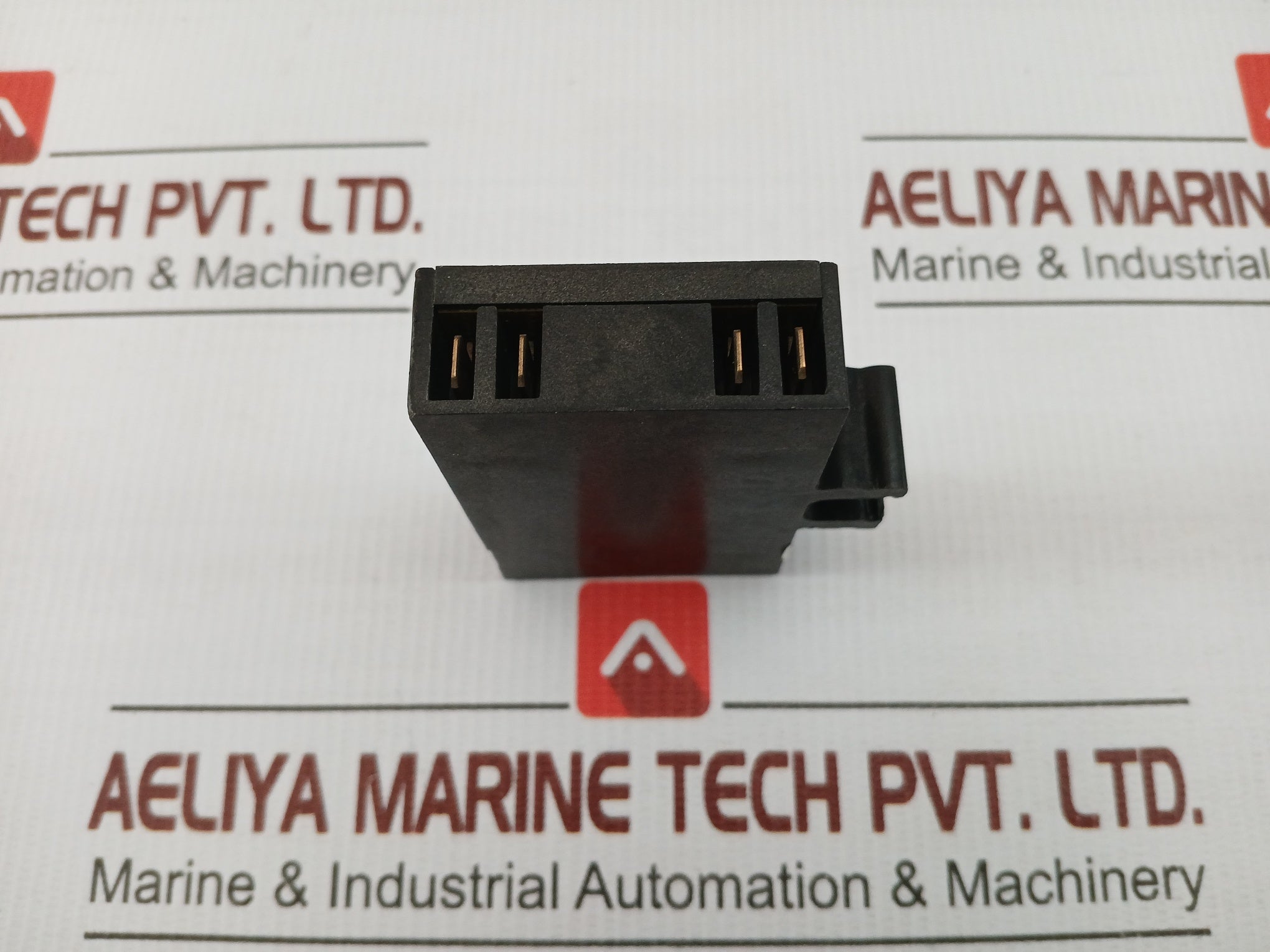 9.01.7-91.08.00-04 Plug-in Control Relay Module Mak