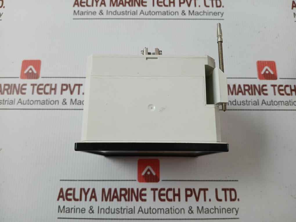 96X96.2 S | W Dw Man B&W Ea Pressure Indicator 24 V 4-20 Ma