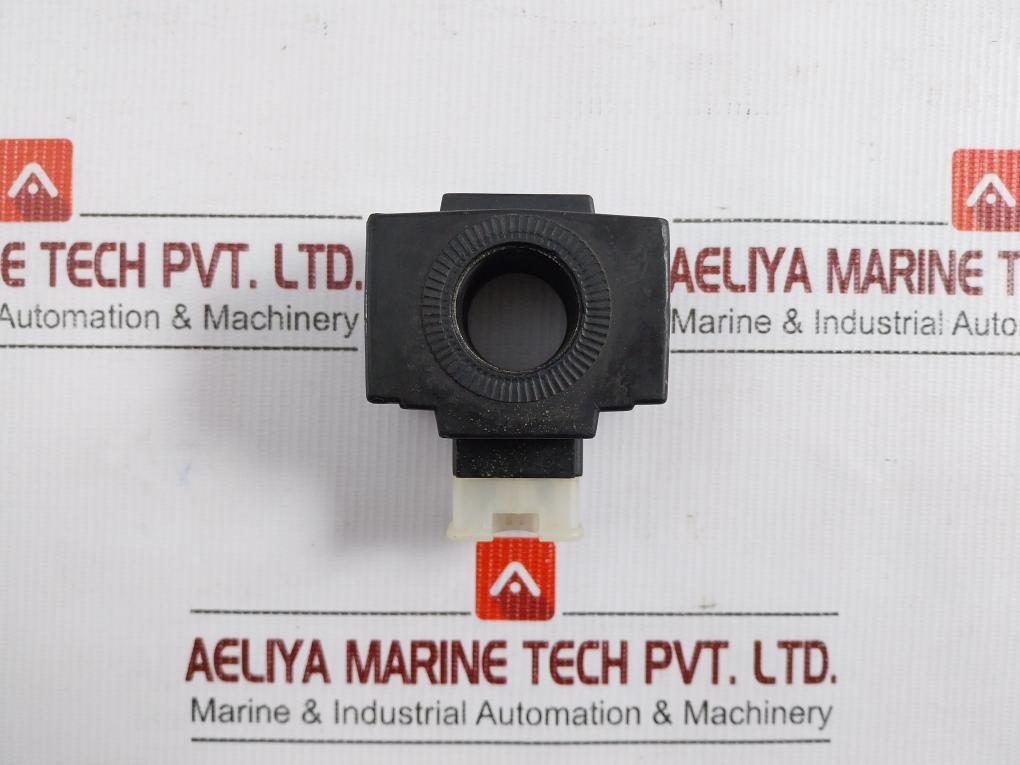 A240-Yuken-Solenoid-Valve-Coil-209365-3