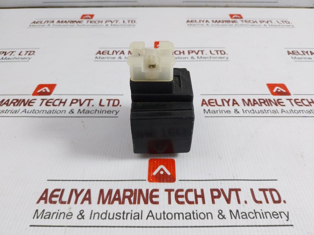 A240-Yuken-Solenoid-Valve-Coil-209365-6