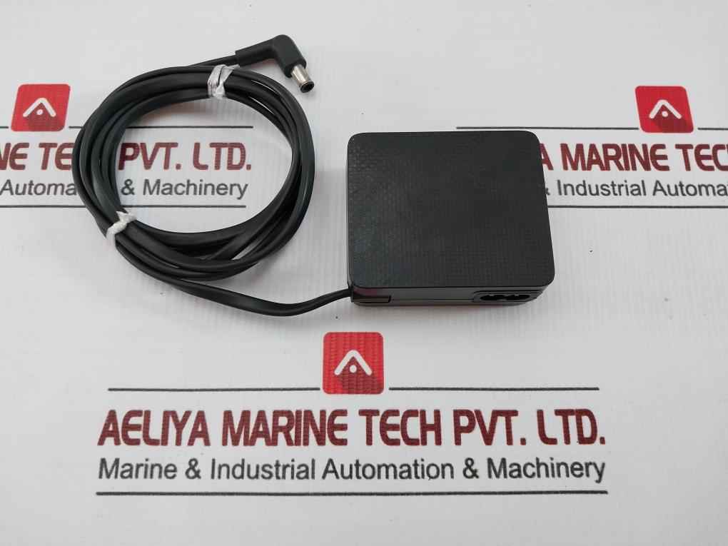 A2514_Rpn Bn44-00989A Samsung 100–240 Vac 50/60 Hz Power Adapter