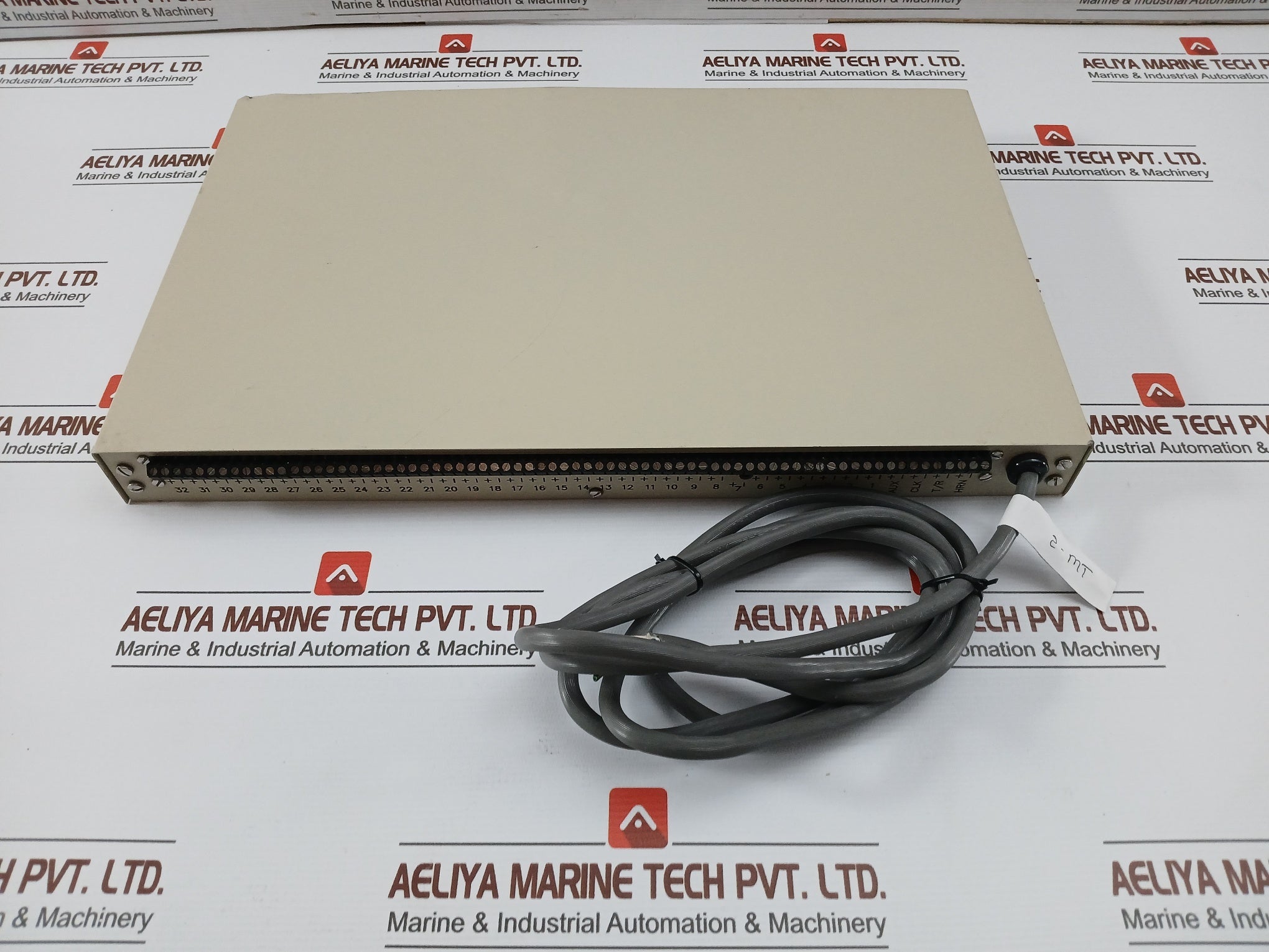 AIU-100-DT-X-Alarm-Interface-Unit-220vac-5w-50-60hz-Diamond-Electronics-2-meter-209944-1