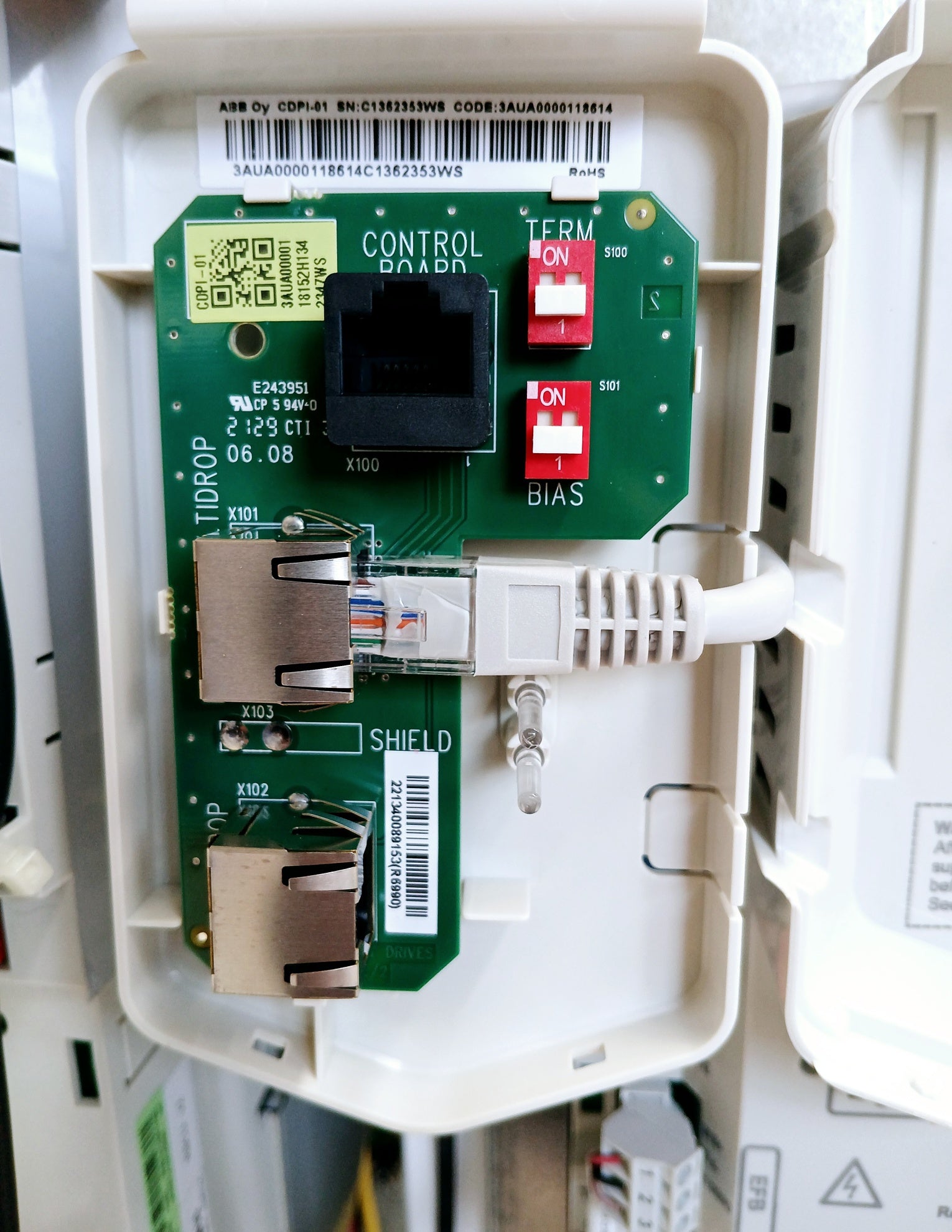 Abb Ach580-bcr-10A6-2+B058 Bypass Variable Frequency Drive 208-240Vac Ul Type 3R