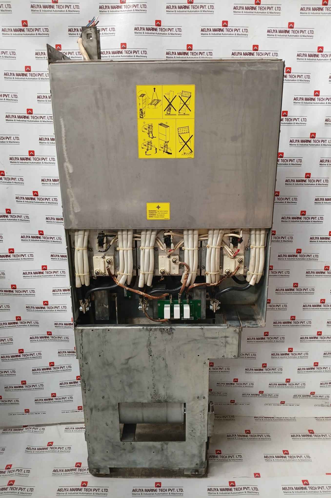 Abb Acs800-104-0580-7+E205+V991 Inverter Drive Module 709-976 Vdc 583 Adc