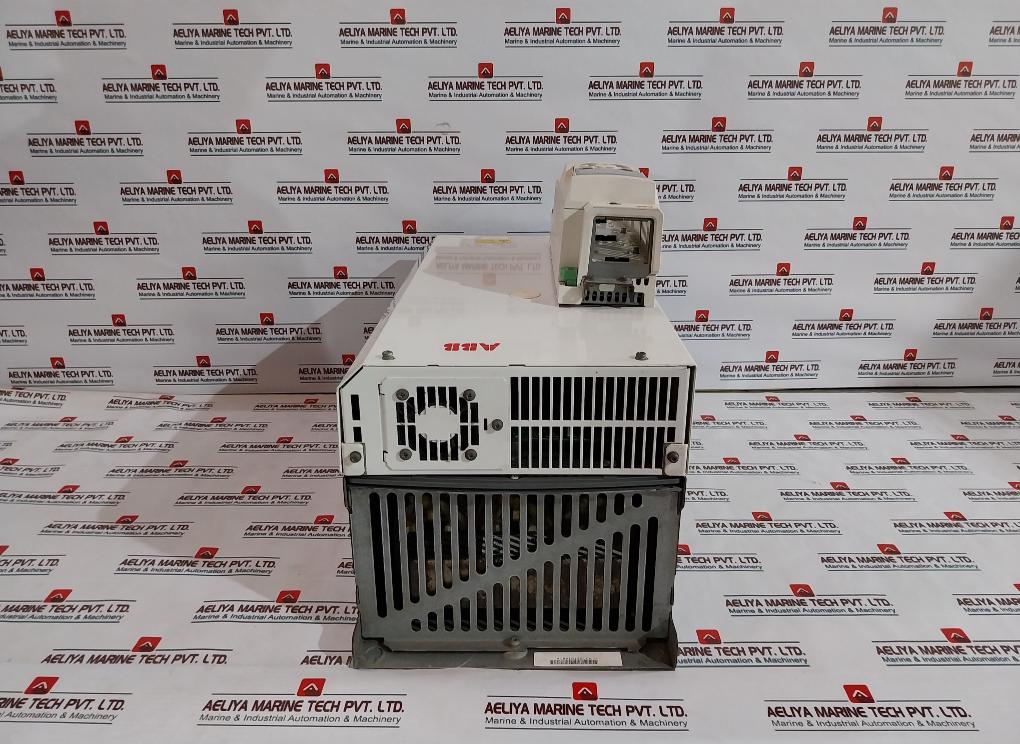 Abb Acs850-04-144A-5+D150+J400 Ac Drive Module 3Aua0000022303 380-500 V 142A