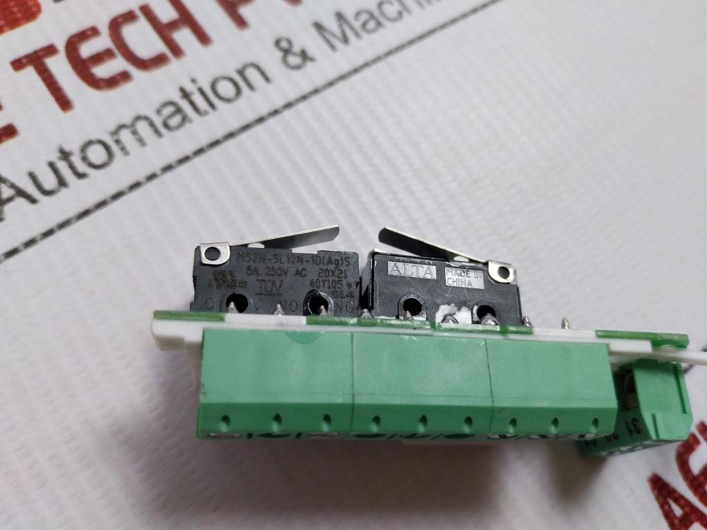 Abb Changeover Auxiliary Contact 5A- 250V Ac 20X21 Part No 1Sda051369R1