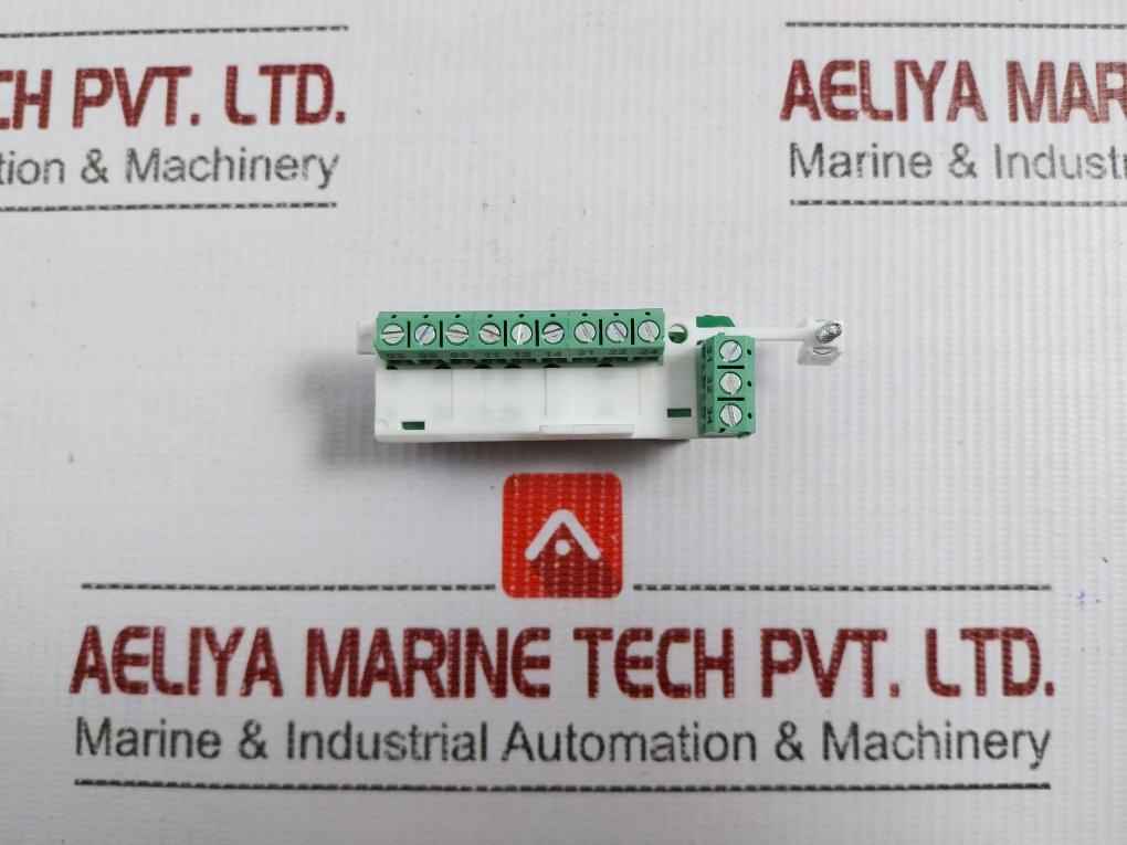 Abb Changeover Auxiliary Contact 5A- 250V Ac 20X21 Part No 1Sda051369R1