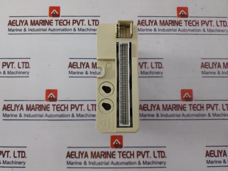 Abb Do810 Analog Digital Input Module, 120Vac/ 10Ma