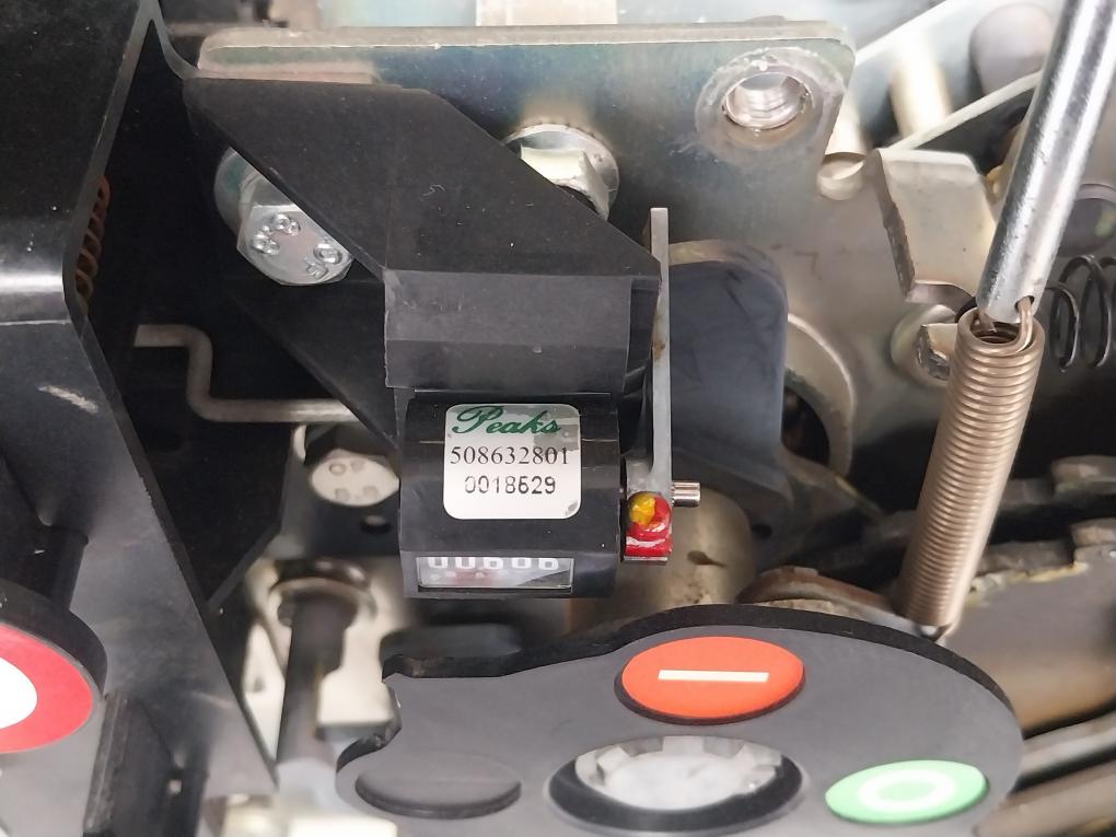 Abb Hd4/ 12.12.32 Mv Circuit Breaker Medium Voltage Gas Insulated Sf6