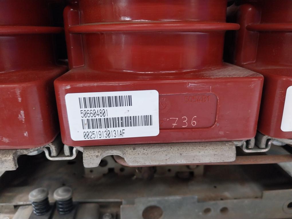 Abb Hd4/ 12.12.32 Mv Circuit Breaker Medium Voltage Gas Insulated Sf6