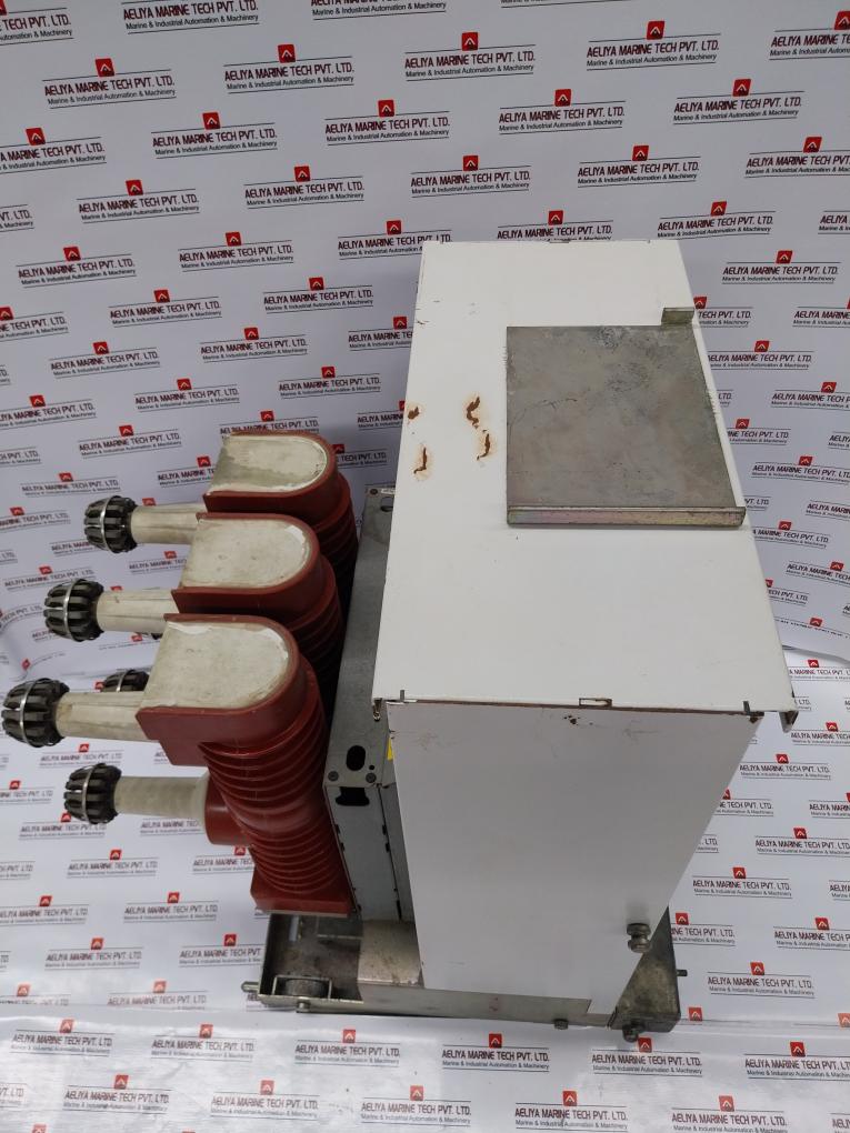 Abb Hd4/ 12.12.32 Mv Circuit Breaker Medium Voltage Gas Insulated Sf6