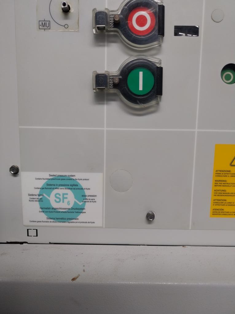 Abb Hd4/ 12.12.32 Mv Circuit Breaker Medium Voltage Gas Insulated Sf6