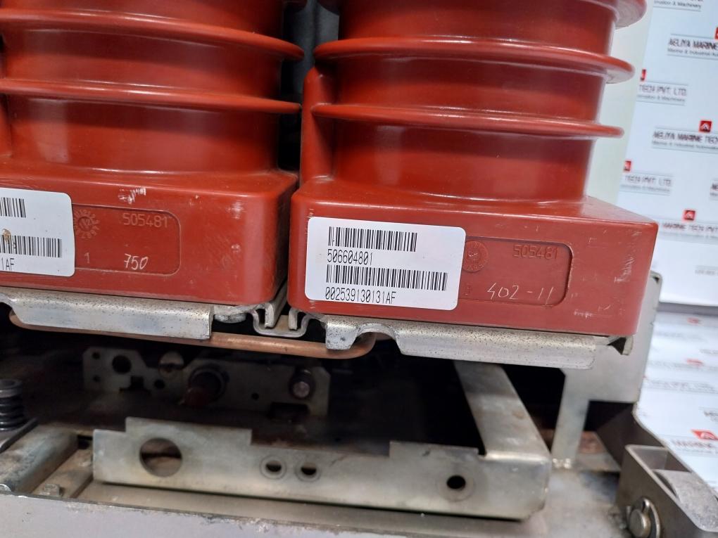 Abb Hd4/ 12.12.32 Mv Circuit Breaker Sf6 Medium Voltage Gas Insulation