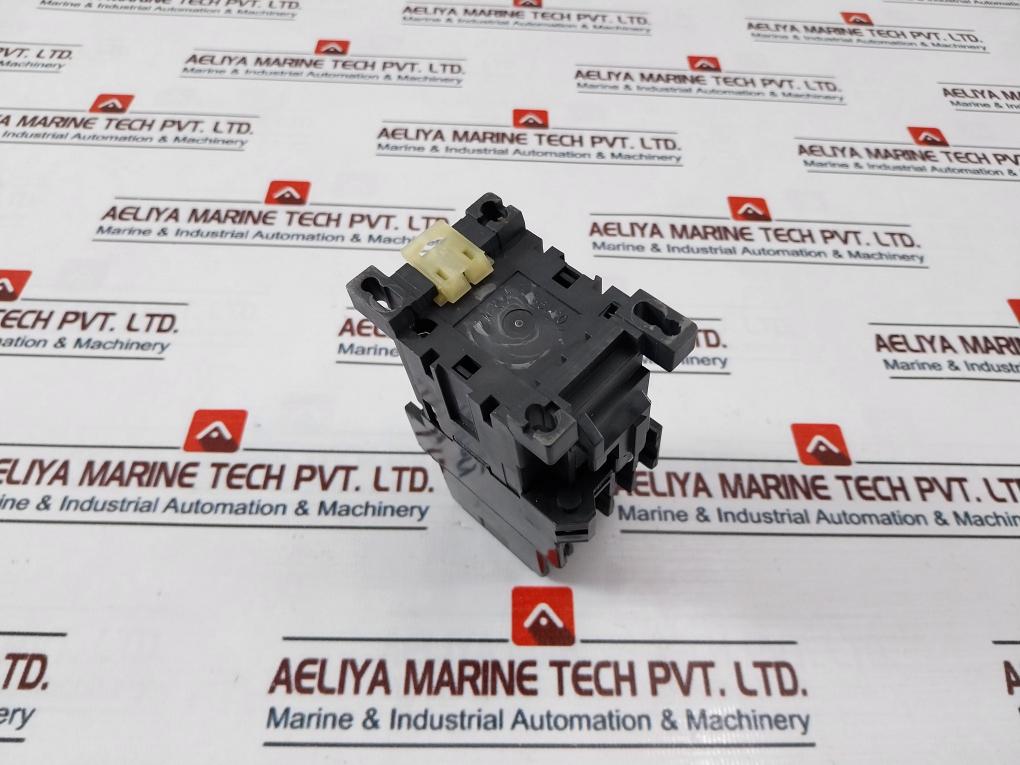 Abb K33/11 Contactor Relay 220-240V 50-60Hz