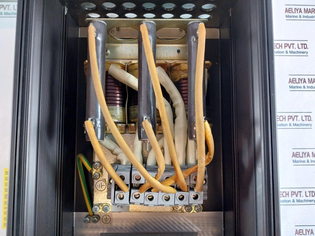 ABB N0CH0070-62/NOCH0070-62 Du/dt Filter 64023071 IP22