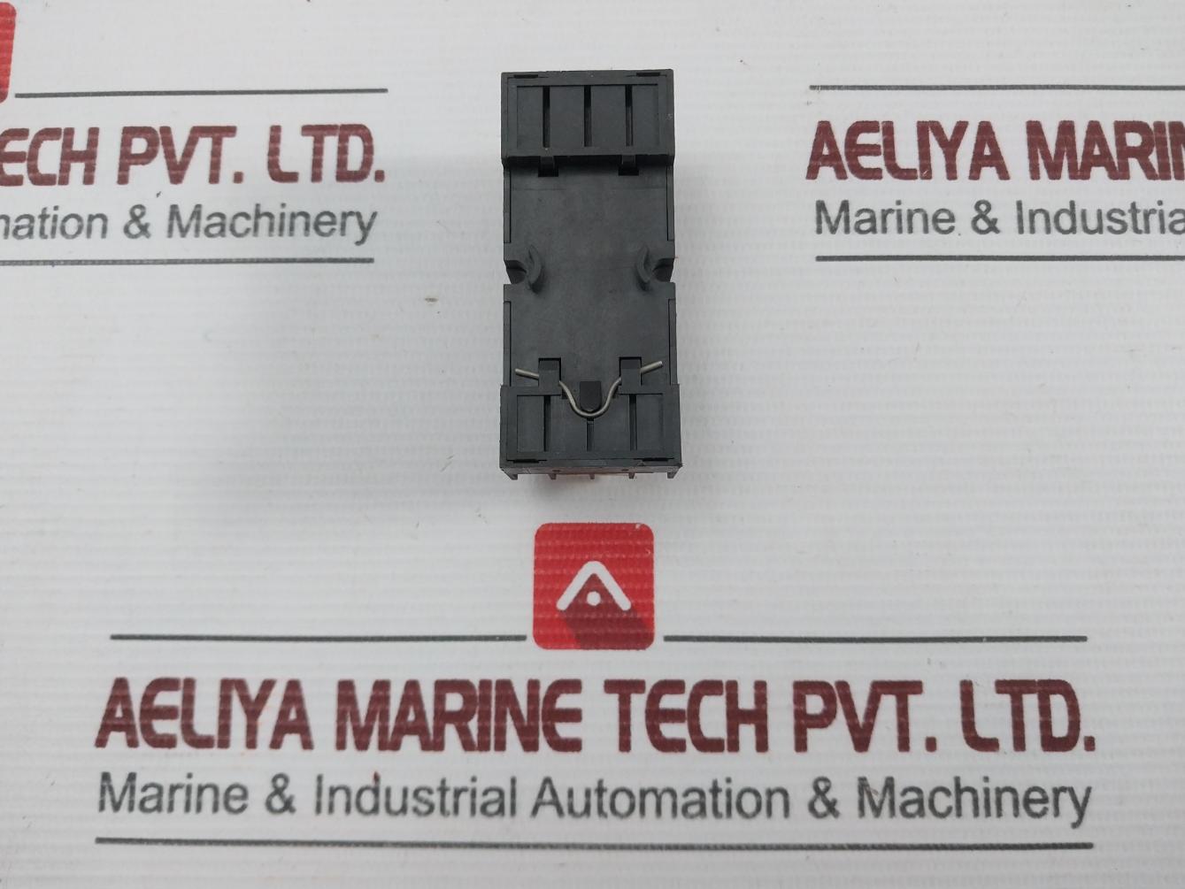 Abb Relay Socket Base 7A Part No.Cr-m2Sfb 250Vac