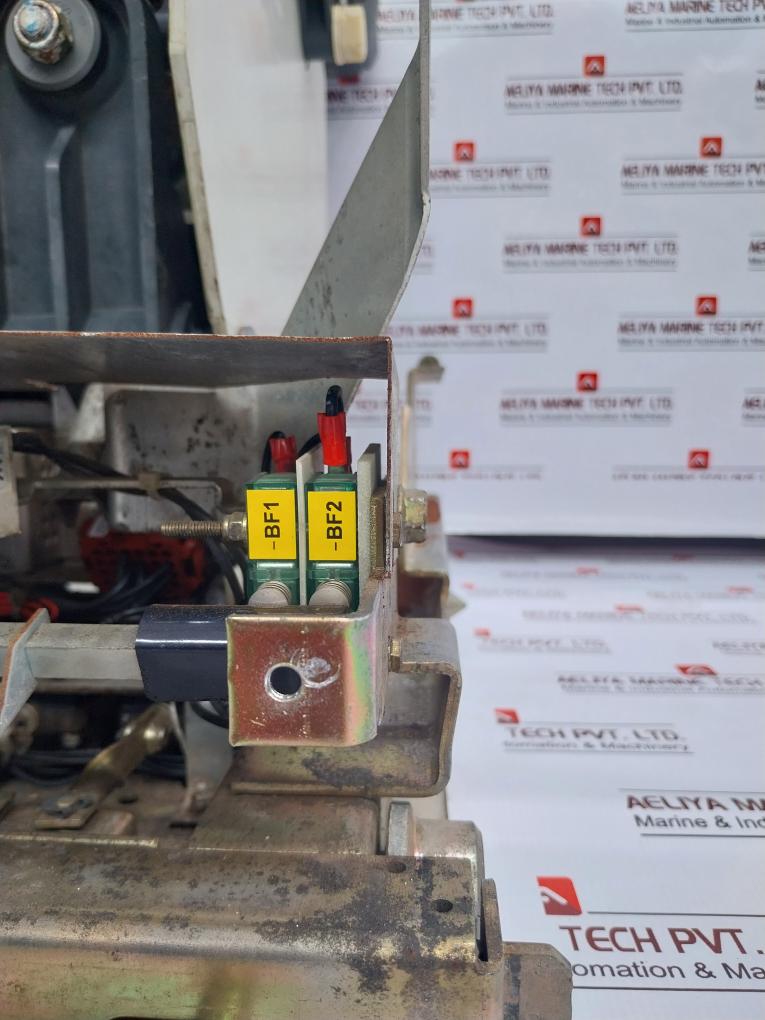 Abb V7/P Vacuum Contactor 1Vc1Ag00019718 7.2 Kv 100A 50Ka 50/60 Hz