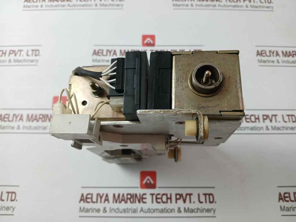 Abb Yo-1Sda038286R1 Shunt Trip, Close Coil Undervoltage Release Coil 24V Dc