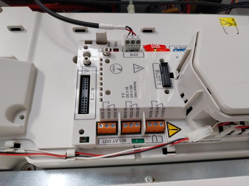 Abb Ach580-bcr-077A-4+B058+F267 3-ph Hvac Variable Frequency Drive 440–480 Vac