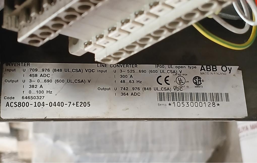 Abb Acs800-104-0440-7+E205 Inverter Drive Module 64650327 380-690V Ac 816 A