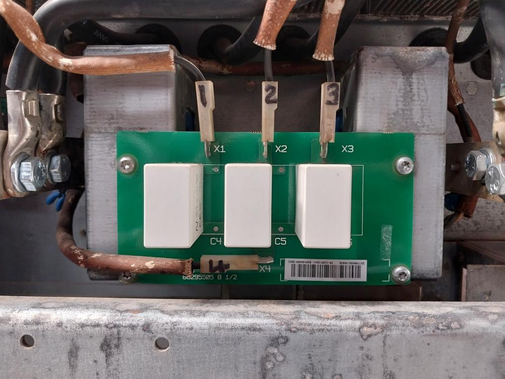 Abb Acs800-104-0580-7+E205+V991 Industrial Inverter 709–976 Vdc, 583 Adc 6868519
