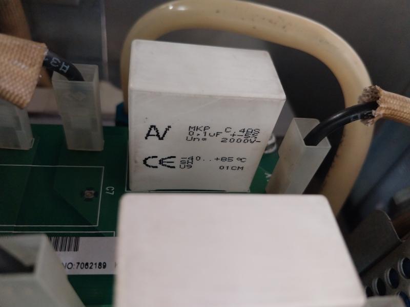 Abb Acs800-104Lc-0700-7+E205+Q950 Line Converter Inverter I/O Module 3X8Kgg