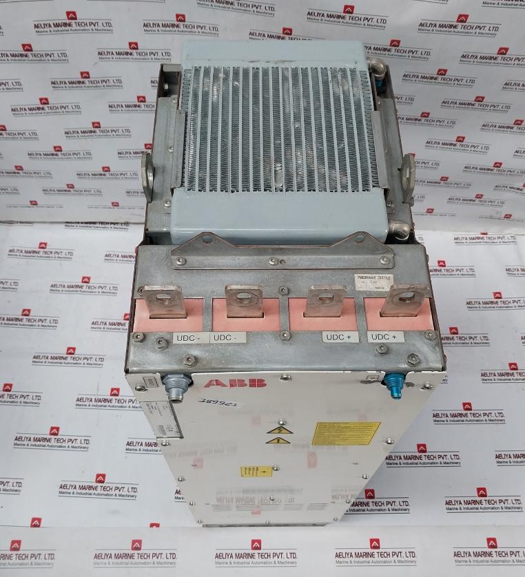 Abb Acs800-704Lc-2150-7 Drive Supply Unit 68648858 380–690V Ac 1796 A 48–63 Hz
