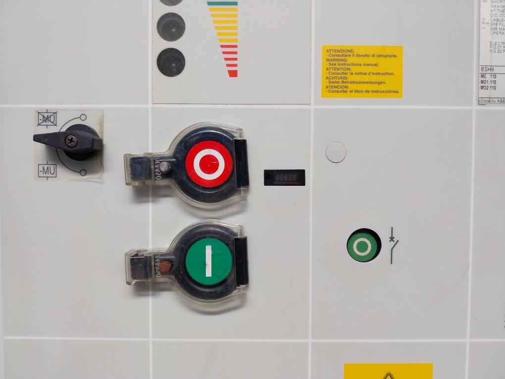 Abb Hd4/ 12.12.32 Mv Circuit Breaker Sf6 Medium Voltage Gas Insulation