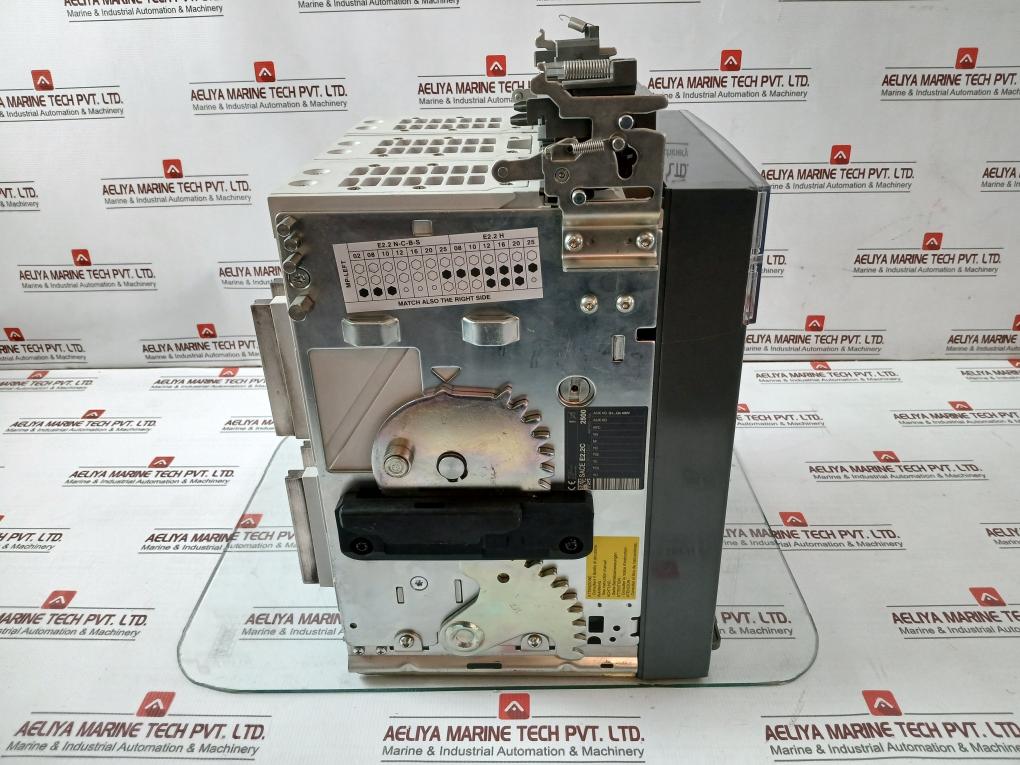 Abb Sace Ekip Dip Lsig Sace Emax 2 Circuit Breaker 2500A 50-60 Hz 12 Kv