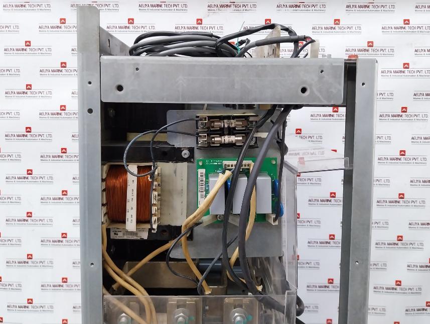 Acs800-04-0400-5+C189+E208+E210+J400+K454+L509+N651+P901 Abb Frequency Drive