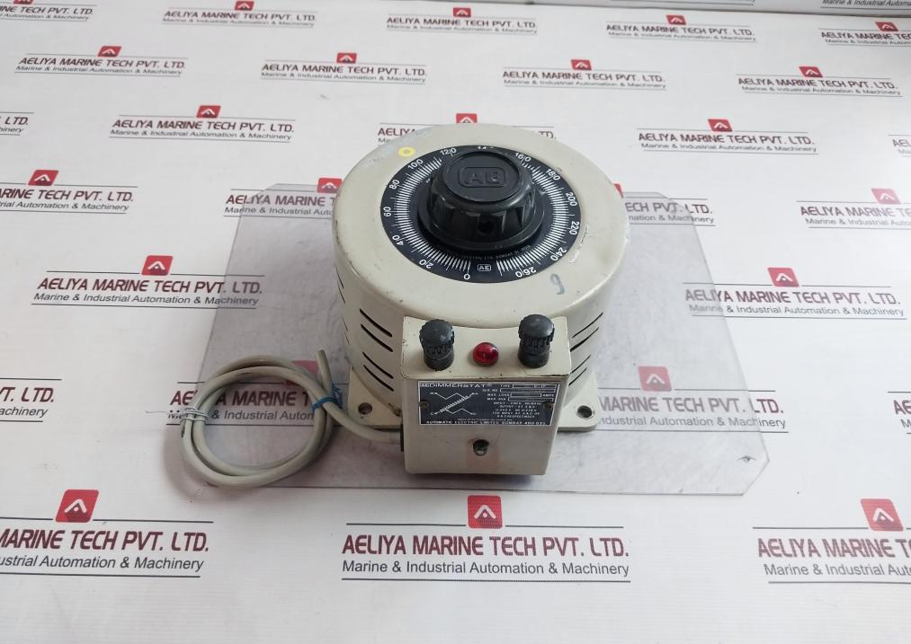 Ae 10 D-1P Dimmerstat 10 Amps 240V 50/60 Hz 2-7Kva