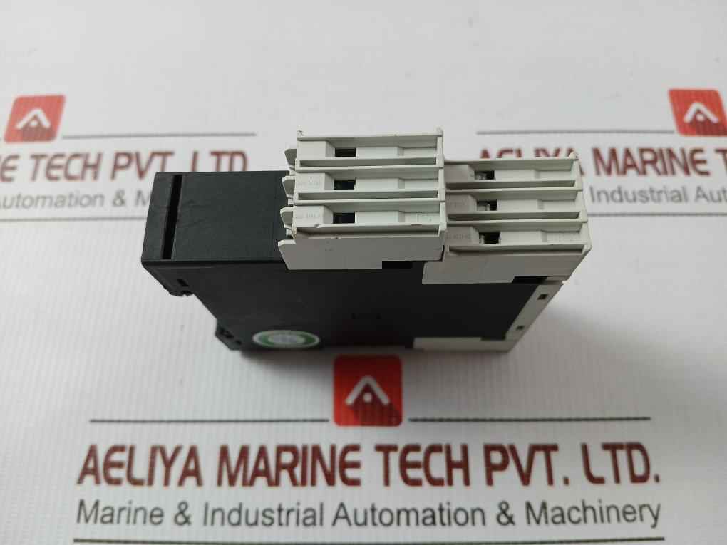 Ag 3Rn1010-1Cm00 Siemens 220–240V Ac Thermistor Motor Protection Relay