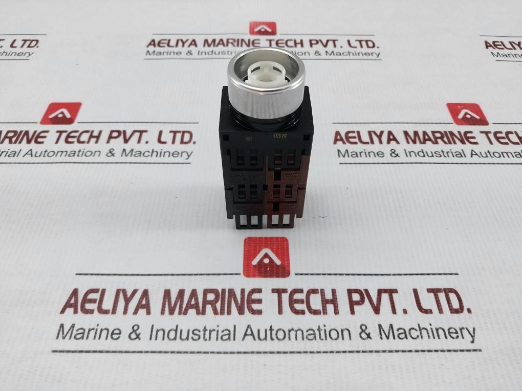 Ah22-p2B22-Command-Switch-600V-10A-Fuji-Electric-209815-4