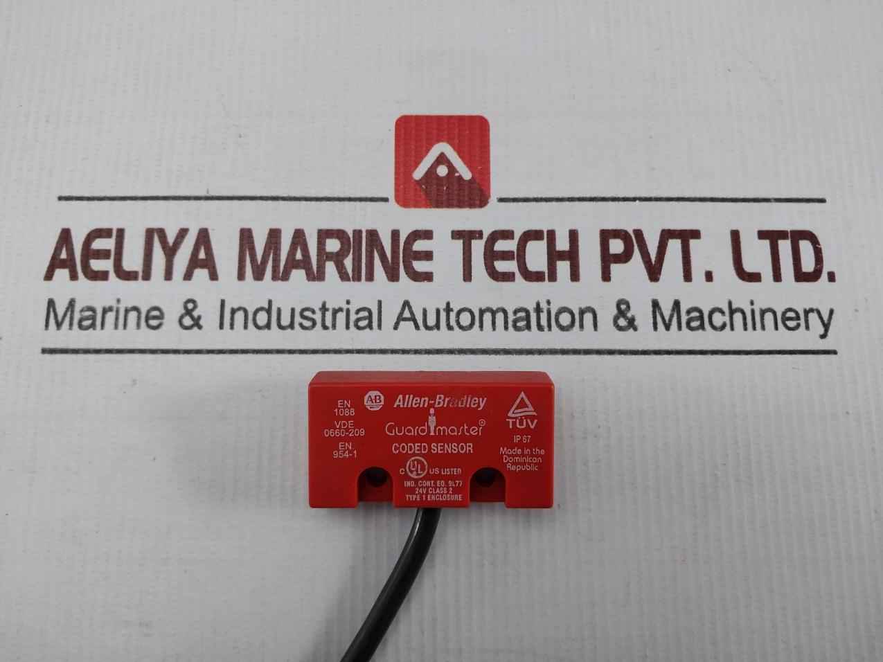 Allen-Bradley 440N-Z2NRS1C A Coded Non-Contact Safety Switch 24V Class 2