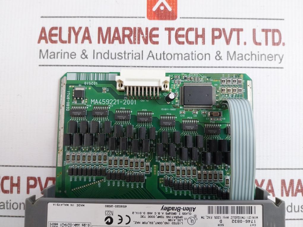 Allen-bradley W/ 1746-p2 Ser C Power Supply 4-slot Rack 1746-a4