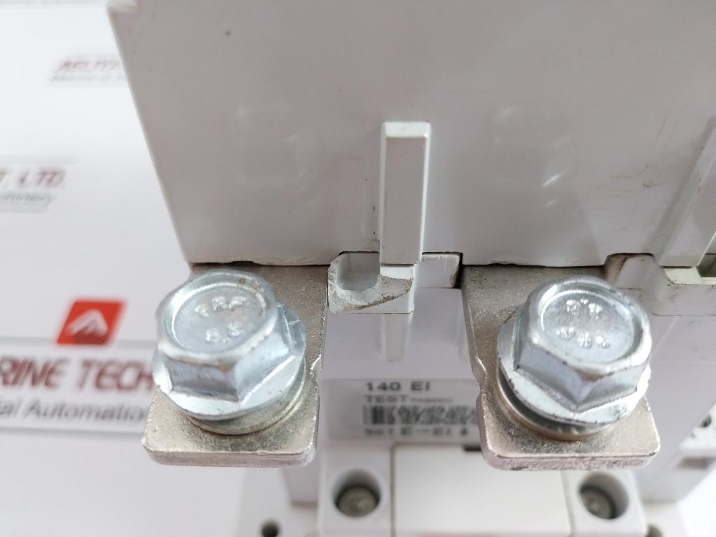 Allen Bradley Power Contactor 50/60 Hz 600Vac Part No: 100-d140 Ei