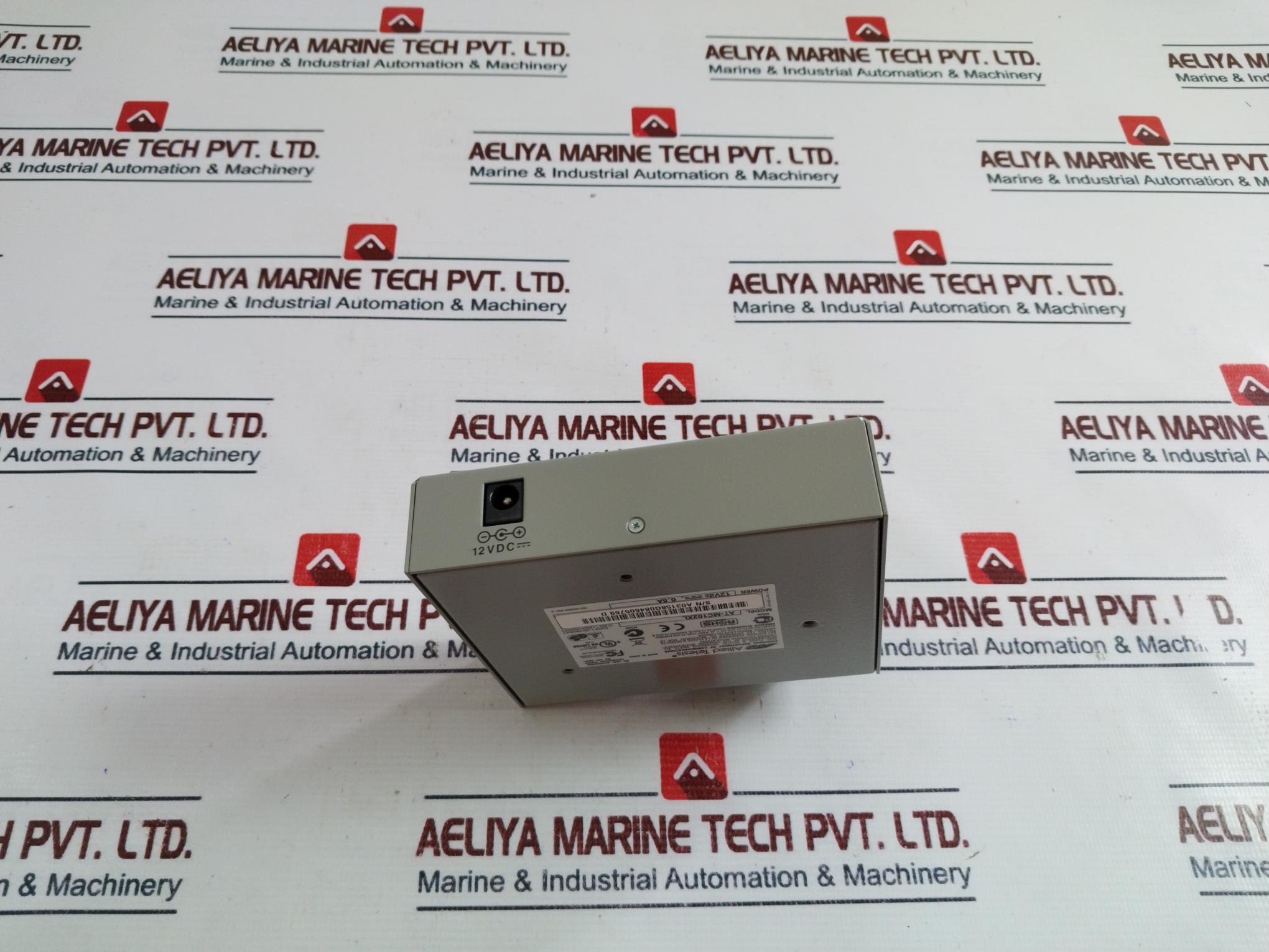 Allied Telesyn At-mc102xl/hka-12100ec-230 Fast Ethernet Media Converter Set