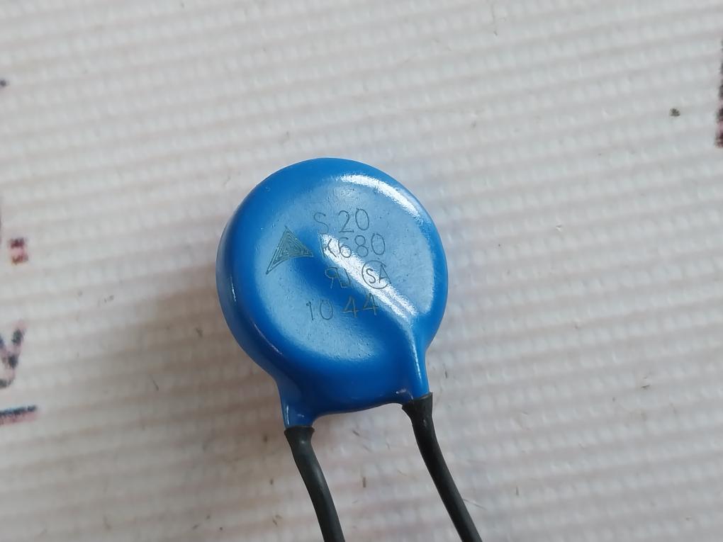 Amcap S20K680 Varistor 10 44