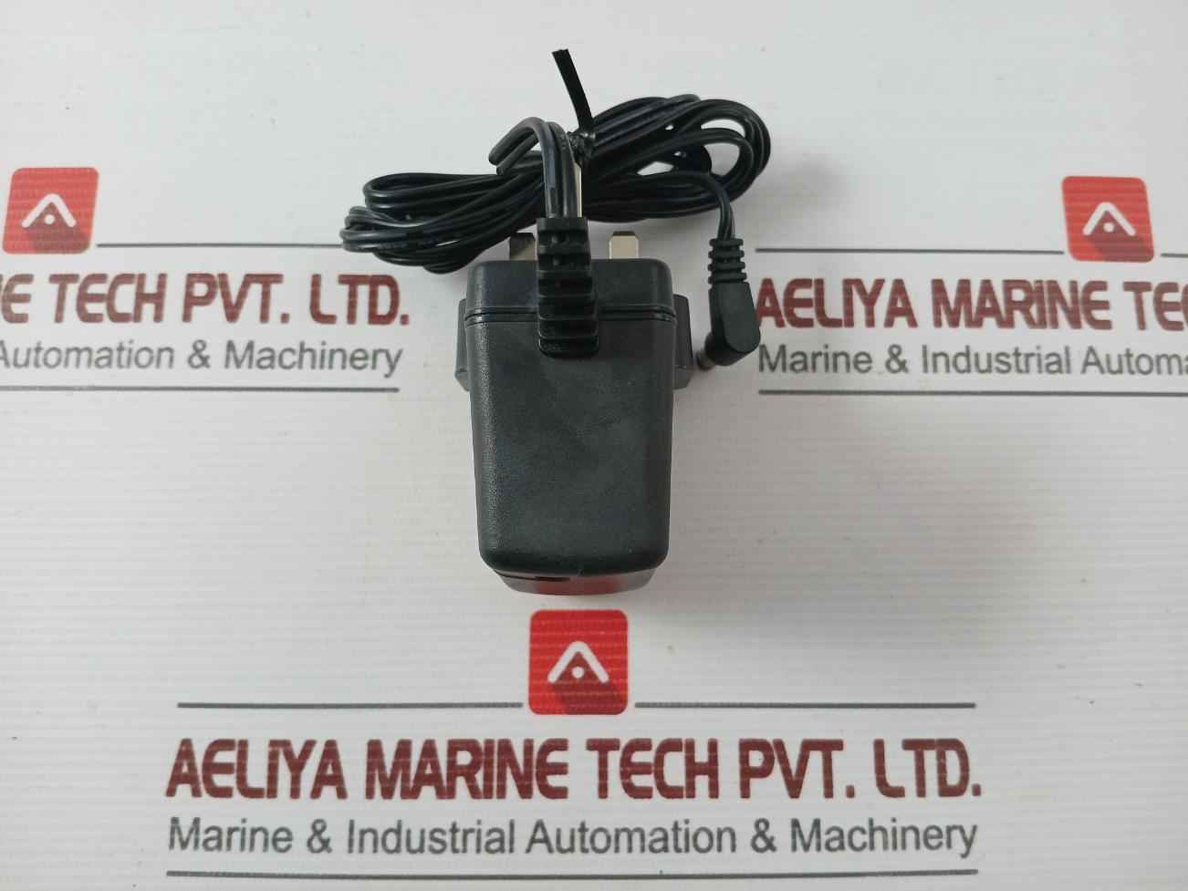 Ams3-0502500Fb I.T.E. Power Supply Adapter 5V 2.5A Brand D-link