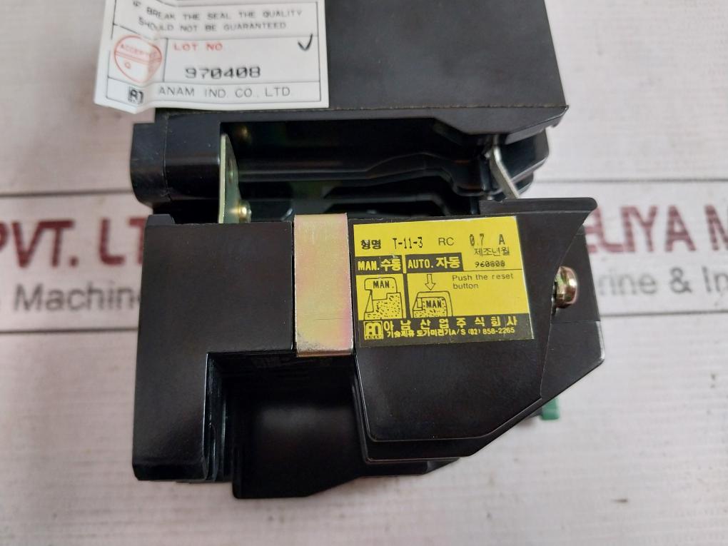 Anam Pak-6At-3 Magnetic Contactor Coil Voltage 200-220V 50/60 Hz 0.7A