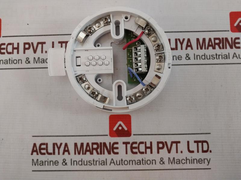 Apollo 45681-284 Xpert 7 Base Isolating 20Da 17-28Vdc 5 To 9V