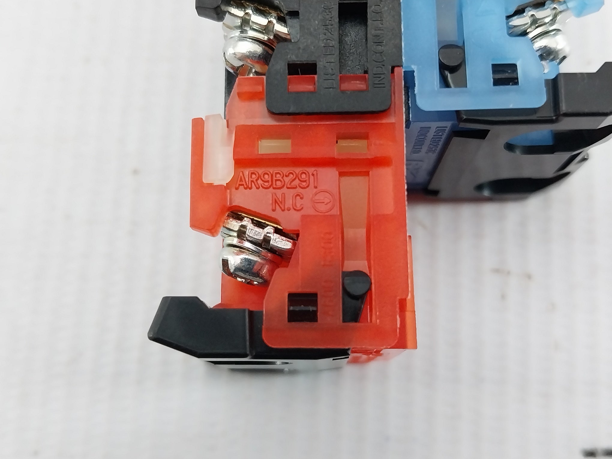 Ar22F5M-11E3A Push Button Switch With Lamp 30V 1W Max. 10A Fuji Electric