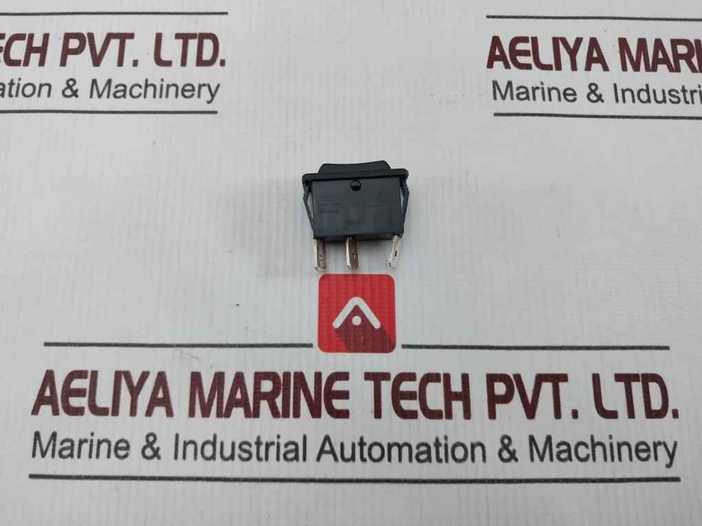 Arcolectric C1522At Rocker Switch 250Vac 16A