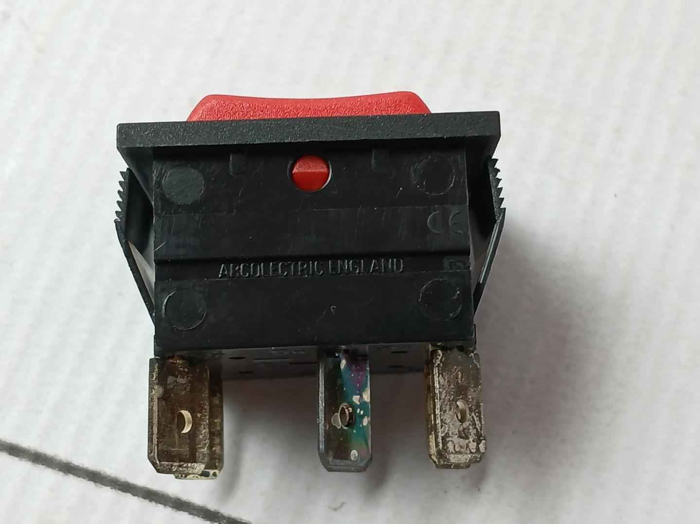 Arcolectric C1570Aa Toggle Switch D24 16A 250Vac Non Ind