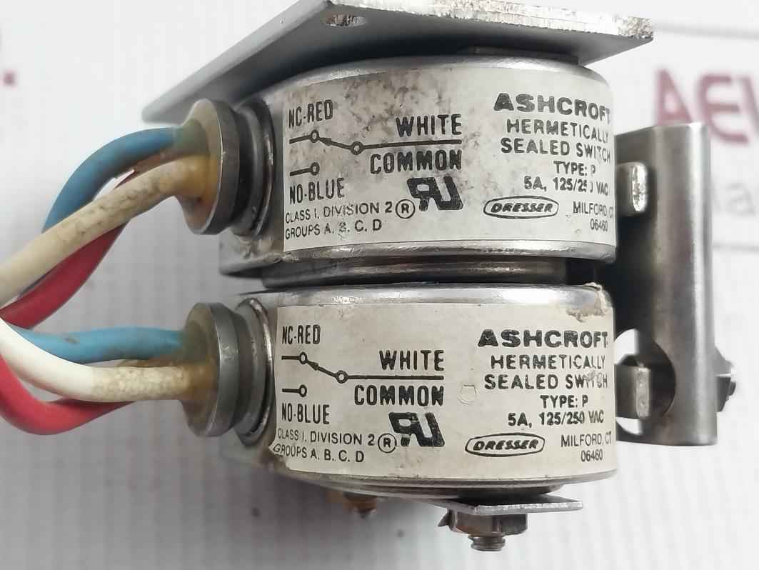 Ashcroft Type: P Pressure Gauge 5A, 125/250 Vac