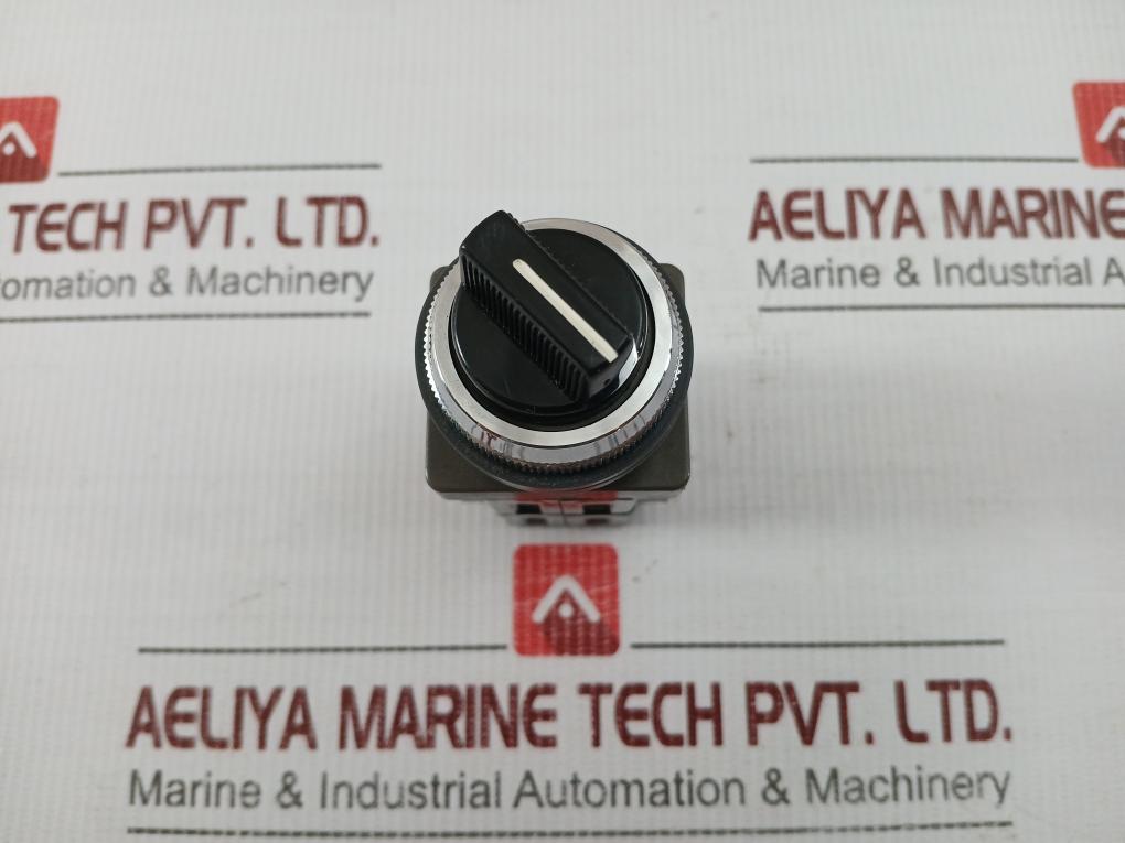 Asn322-Selector-Switch-600V-Ac125V-5A-Idec-209019-3
